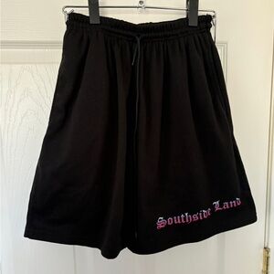 Men’s Medium Black Shorts With SouthSide Land Logo ￼